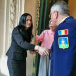 Onor adus de ministrul Simona Bucura-Oprescu veteranilor de război din România