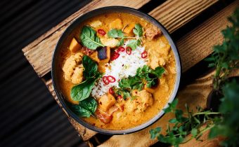 Rețetă de curry indian cu pui și orez basmati