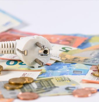 Ce este costul mediu și când devine relevant pentru prețuri