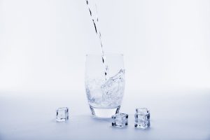 Cum influențează hidratarea tensiunea arterială și circulația sângelui